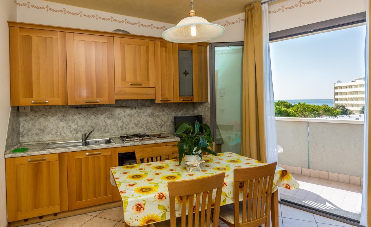 Residence California リド・ディ・イエゾロ エクステリア 写真
