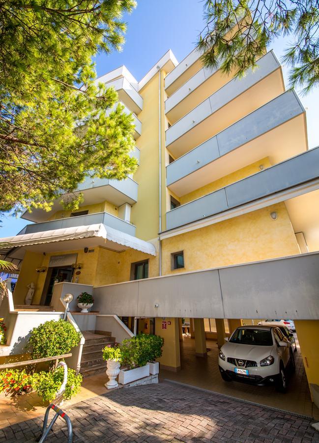 Residence California リド・ディ・イエゾロ エクステリア 写真